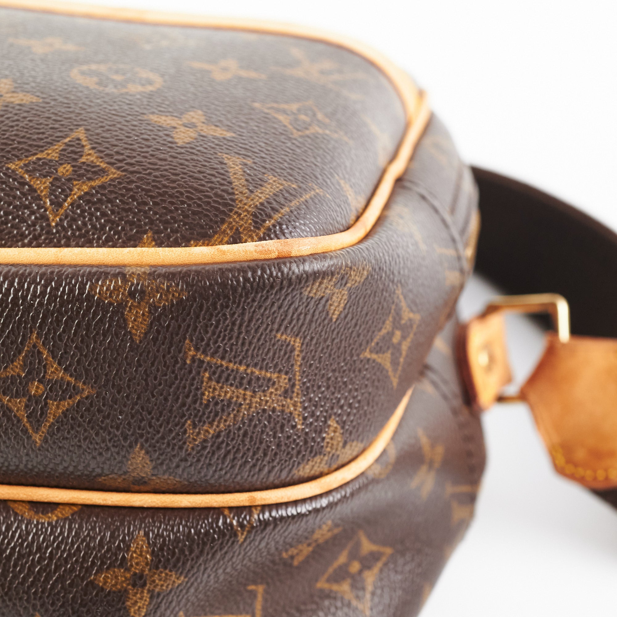 Vintage Louis Vuitton Monogram Messenger Bag with Provenance  Handbags   Purses  Costume  Dressing Accessories